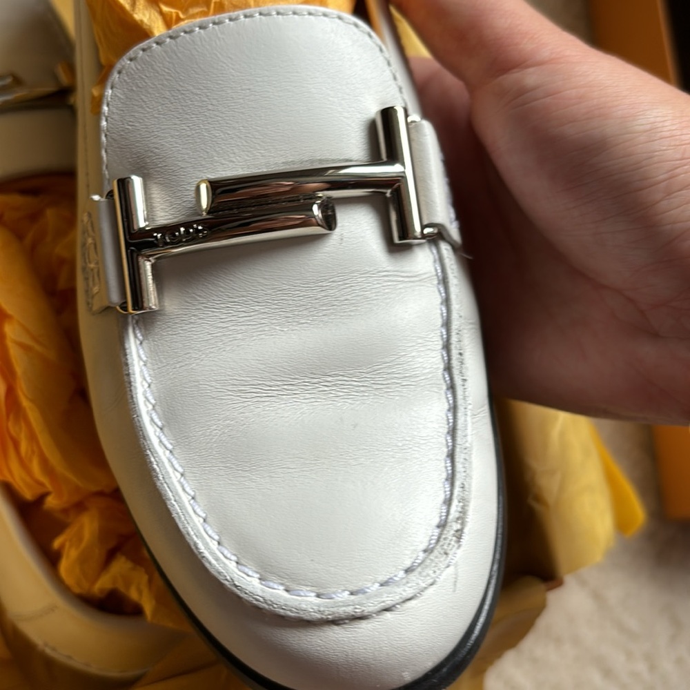 Tod's Double T White Leather Loafer Size 37 - Picture 3 of 6